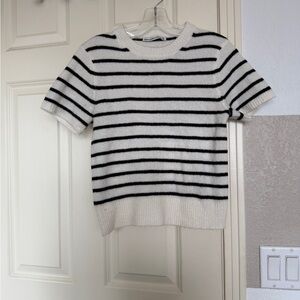 Abercrombie & Fitch Black and White Striped Sweater